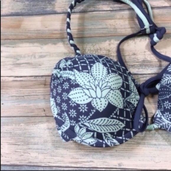 Xhilaration Blue Push Up Bikini Top - Picture 3 of 6